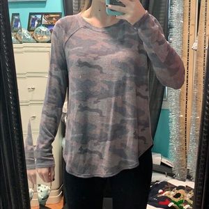 American eagle soft and sexy camo long sleeve